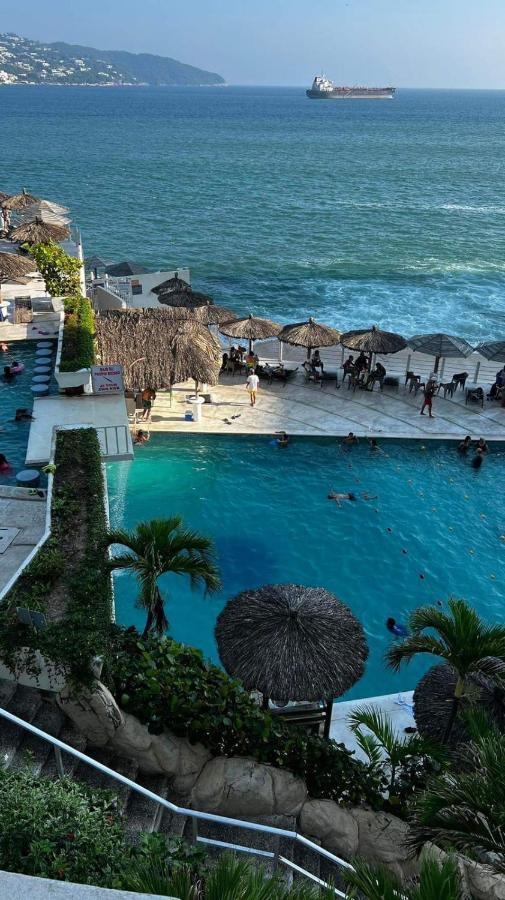 Hotel Torres Gemelas Vista Al Mar A Pie De Playa Acapulco Ngoại thất bức ảnh