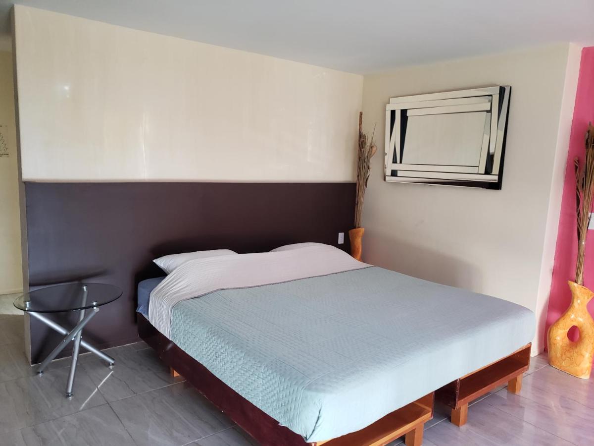 Hotel Torres Gemelas Vista Al Mar A Pie De Playa Acapulco Ngoại thất bức ảnh